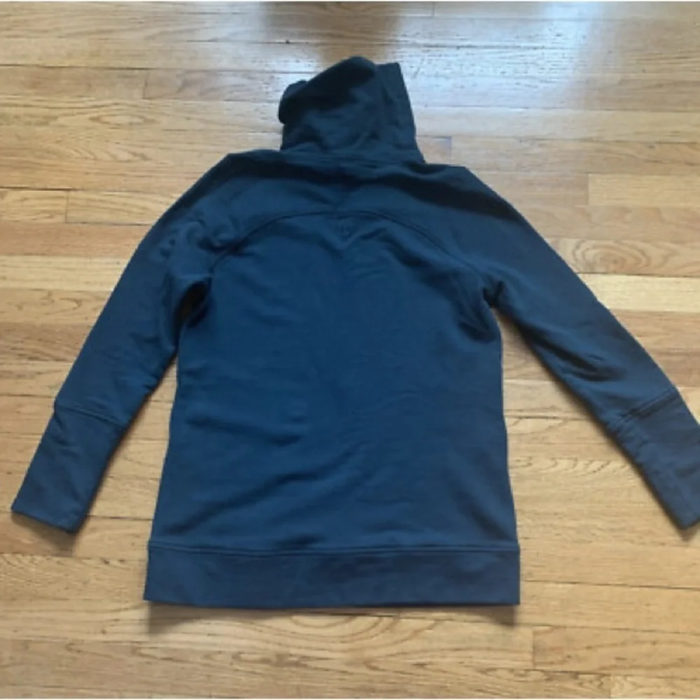 Lululemon Athletica Deep Blue Turtleneck Sweater